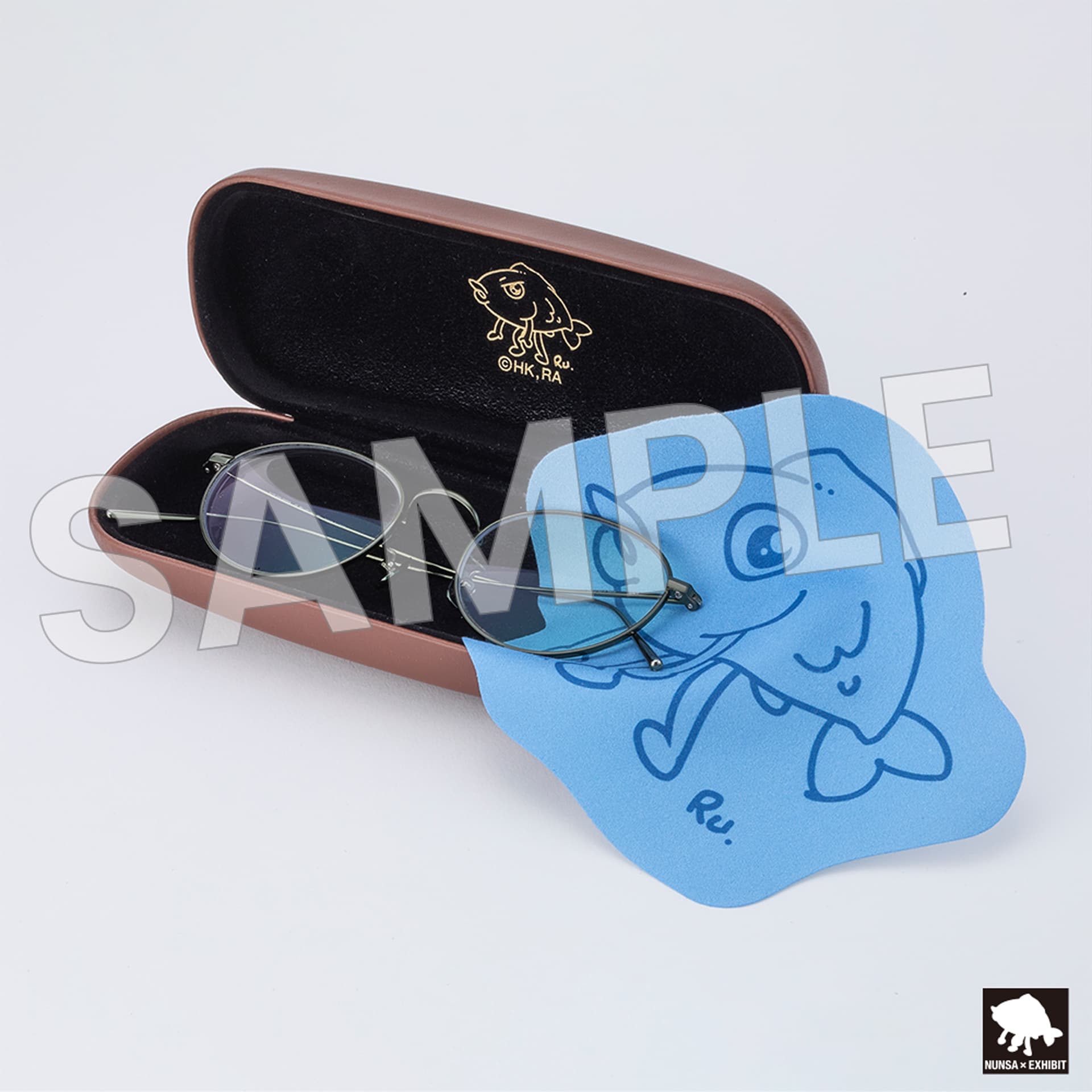 ヌンサの眼鏡ケース&クリーナーだと？セット